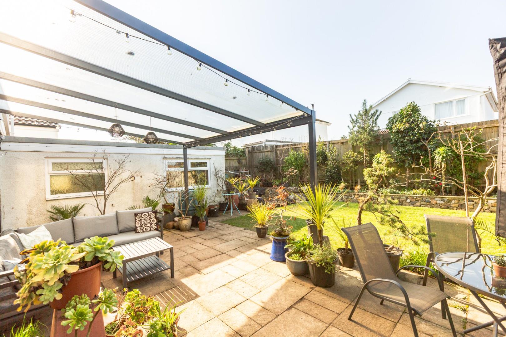 Pennard Drive, Southgate, Swansea, SA3 2DP